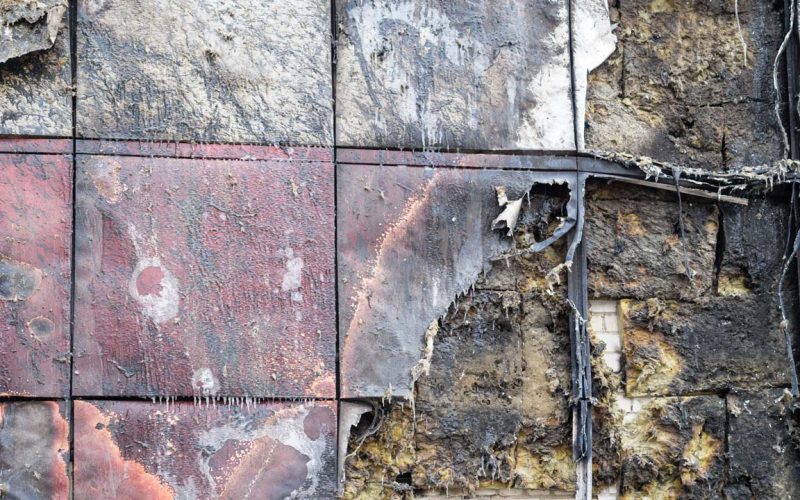 Non-fireproof-interior-cladding